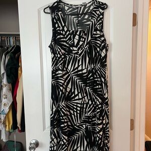 Black and White Sleeveless Dress